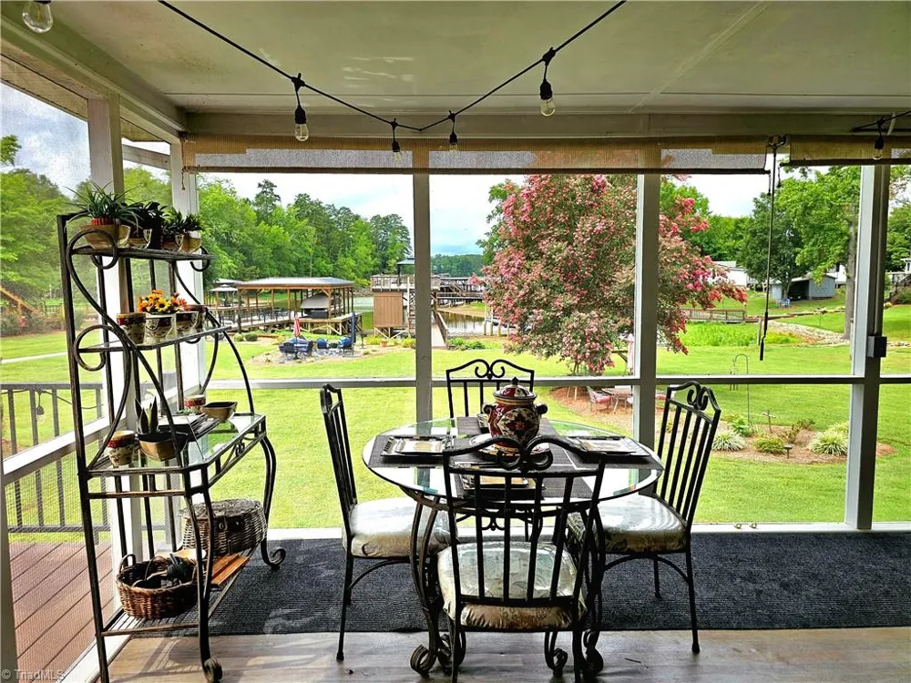 734 Pinehaven Drive New London, NC 28127