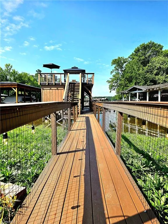 734 Pinehaven Drive New London, NC 28127