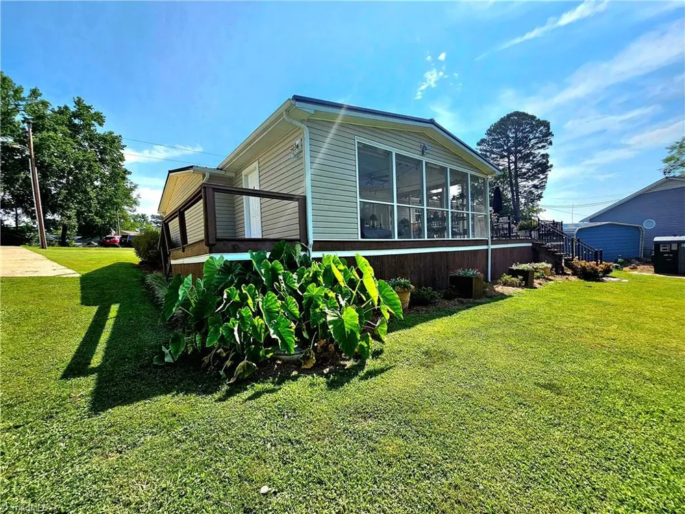 734 Pinehaven Drive New London, NC 28127