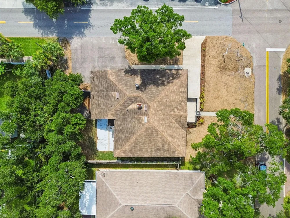 3901 W PLATT STREET Tampa, FL 33609