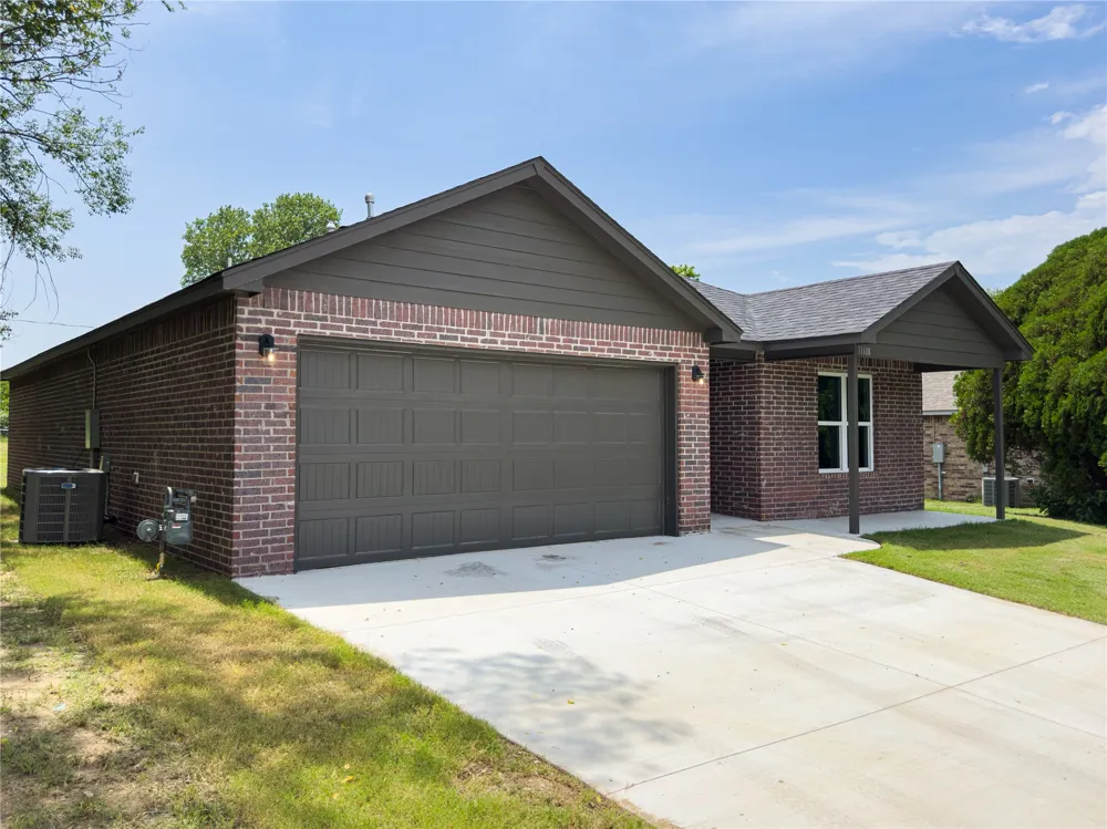11108 E 138th Place Collinsville, OK 74021
