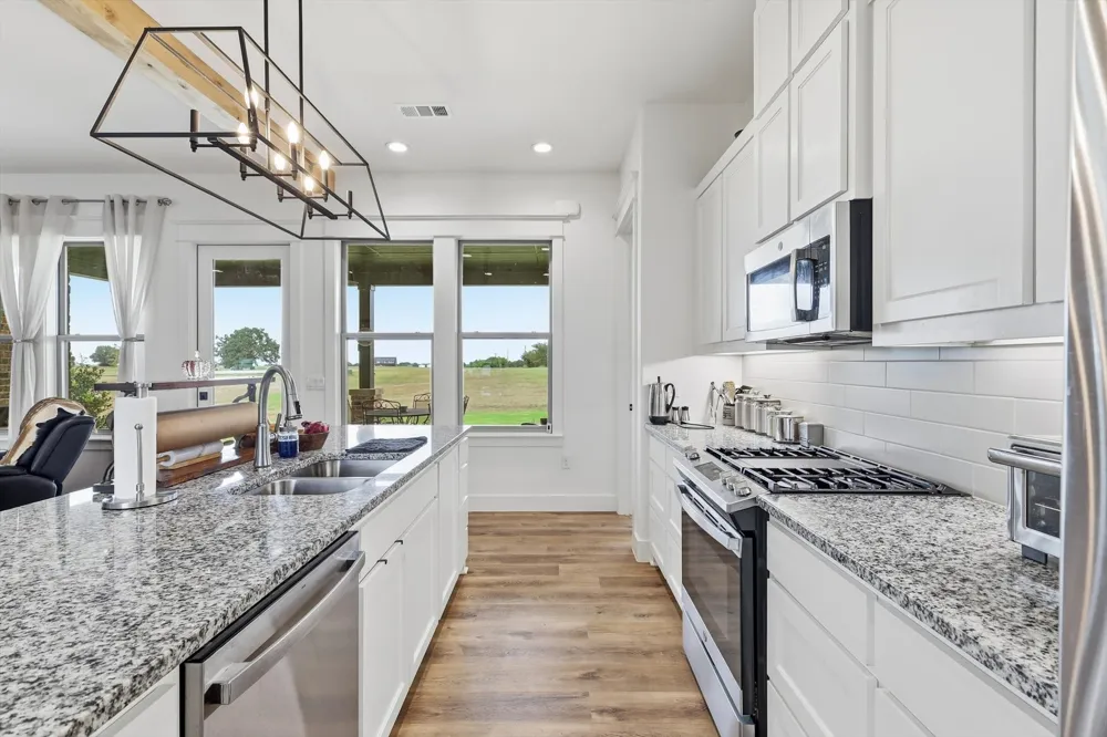 460 Valhalla Court Gordonville, TX 76245