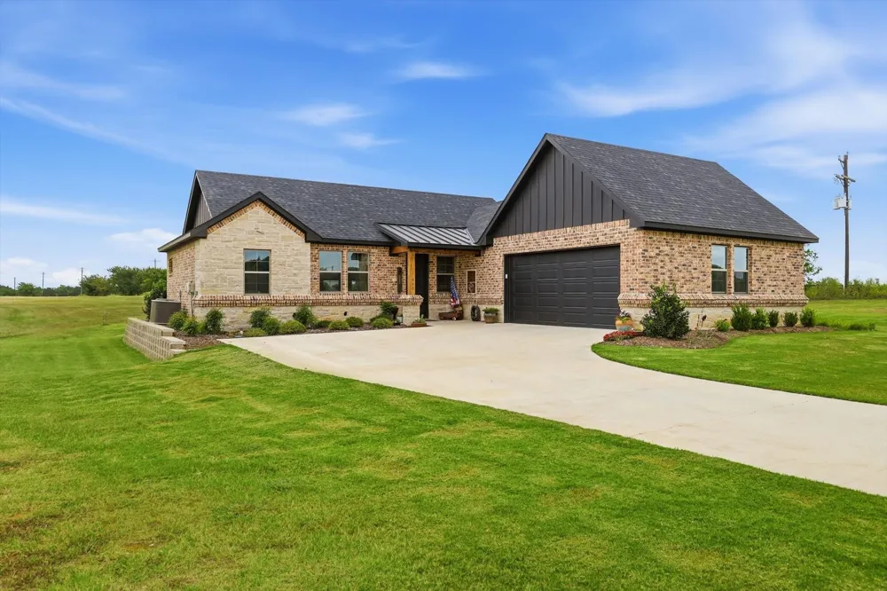 460 Valhalla Court Gordonville, TX 76245