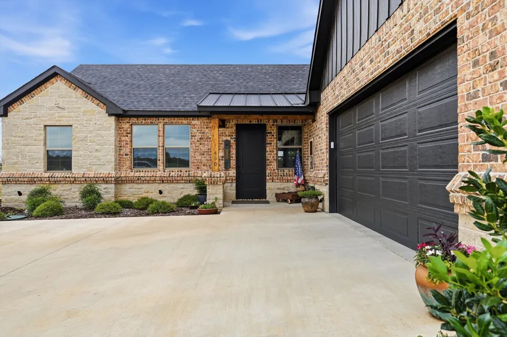 460 Valhalla Court Gordonville, TX 76245