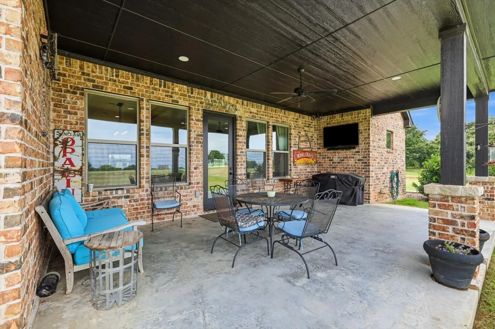 460 Valhalla Court Gordonville, TX 76245