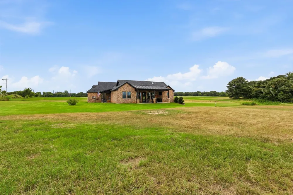 460 Valhalla Court Gordonville, TX 76245