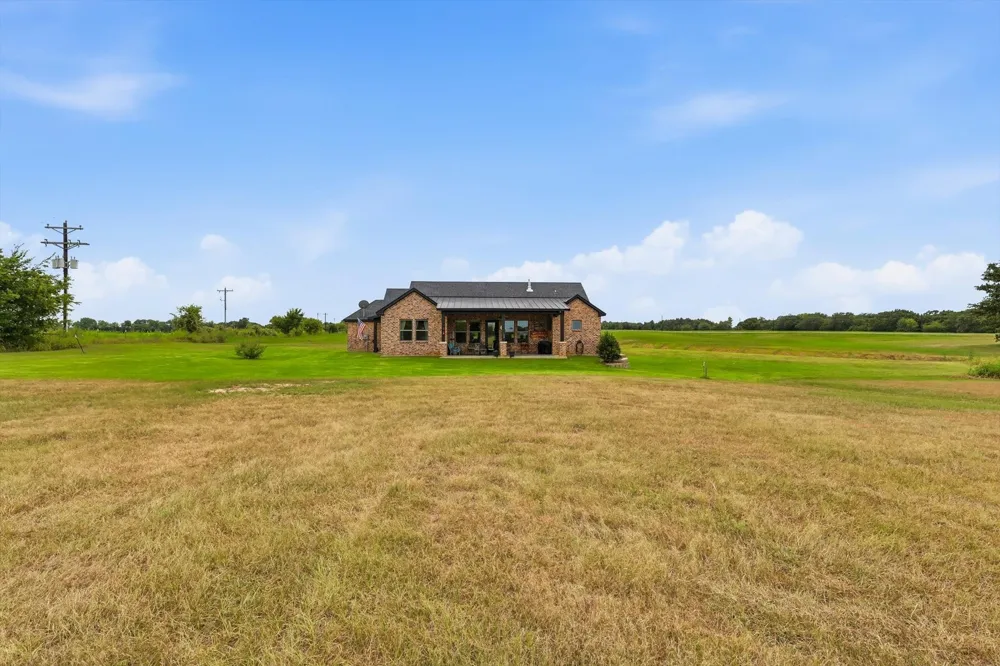 460 Valhalla Court Gordonville, TX 76245