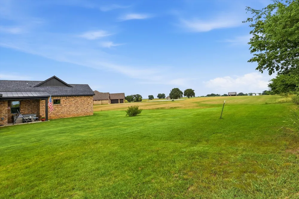 460 Valhalla Court Gordonville, TX 76245
