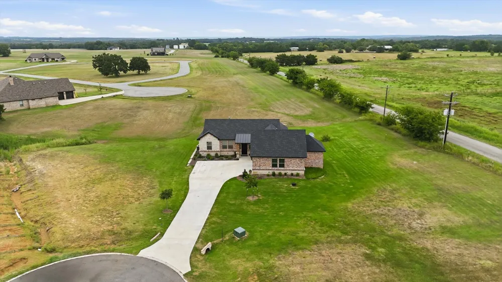460 Valhalla Court Gordonville, TX 76245