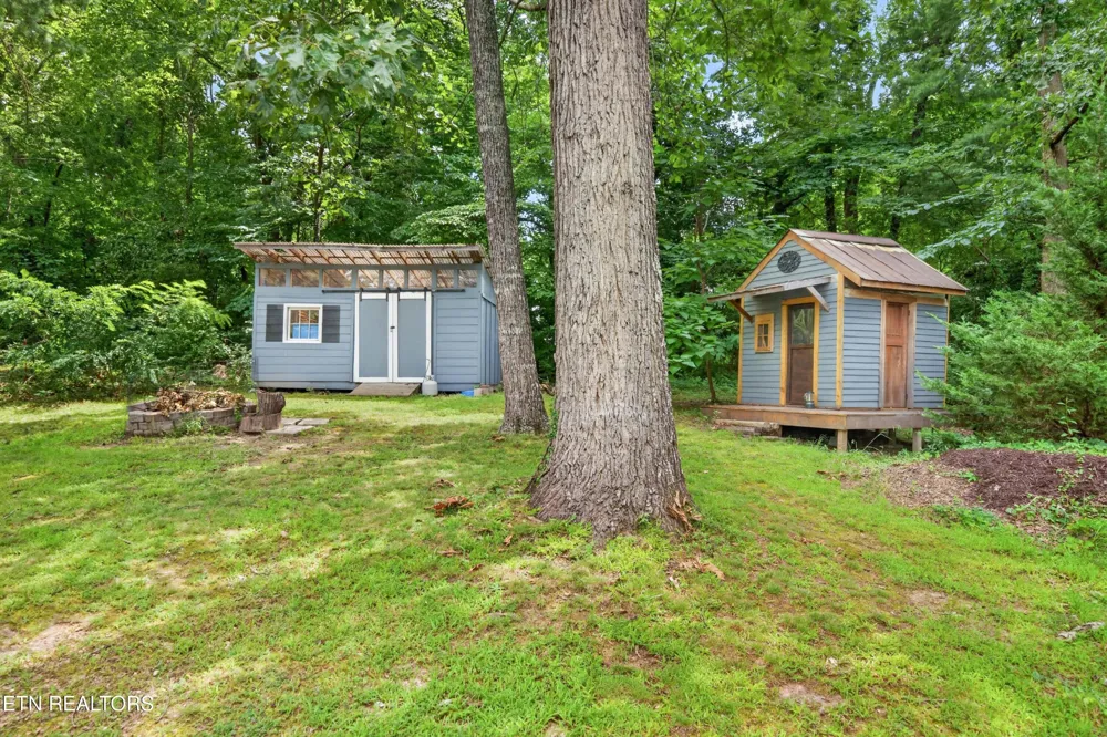 1049 Mitchell Ave Cookeville, TN 38501