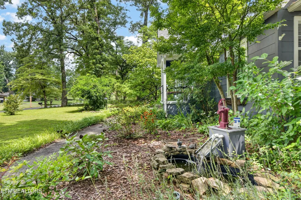 1049 Mitchell Ave Cookeville, TN 38501