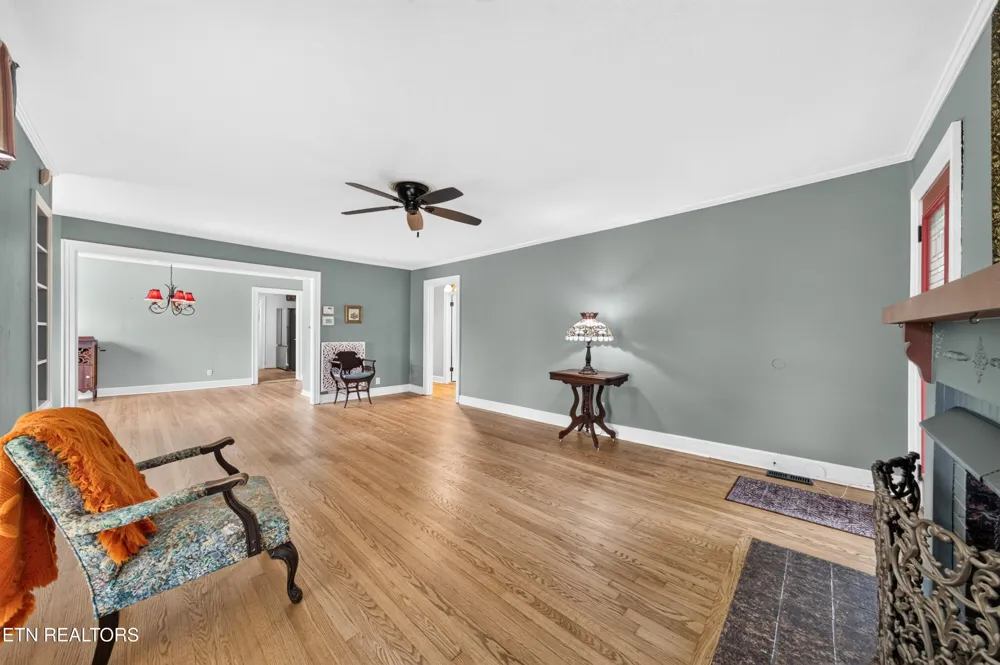 1049 Mitchell Ave Cookeville, TN 38501