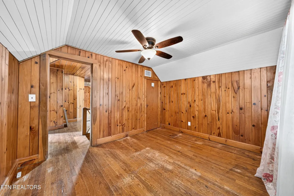 1049 Mitchell Ave Cookeville, TN 38501