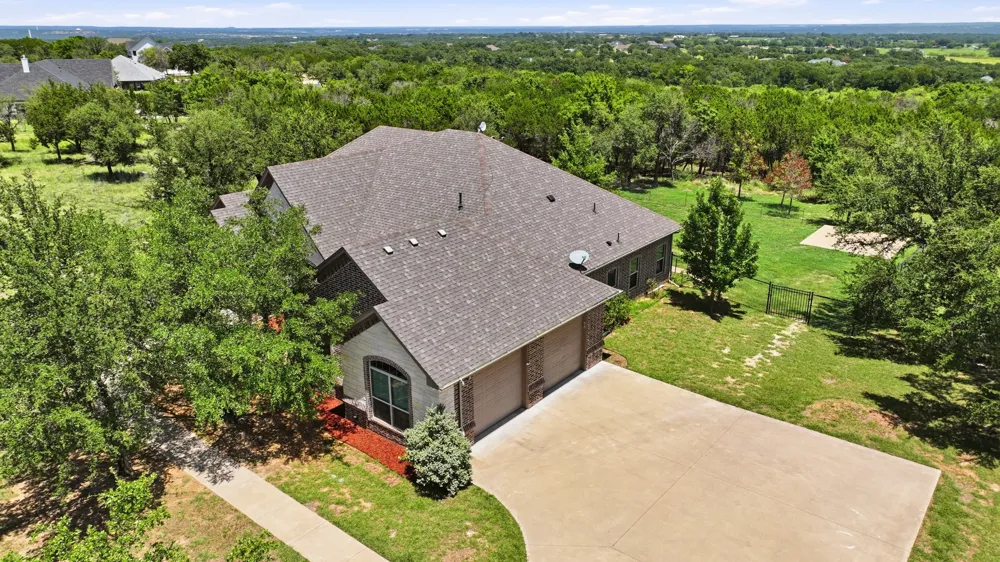 1522 County Road 2026 Glen Rose, TX 76043