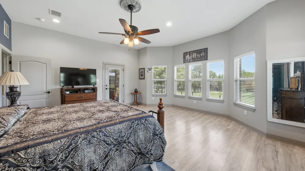 1522 County Road 2026 Glen Rose, TX 76043