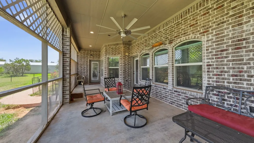 1522 County Road 2026 Glen Rose, TX 76043