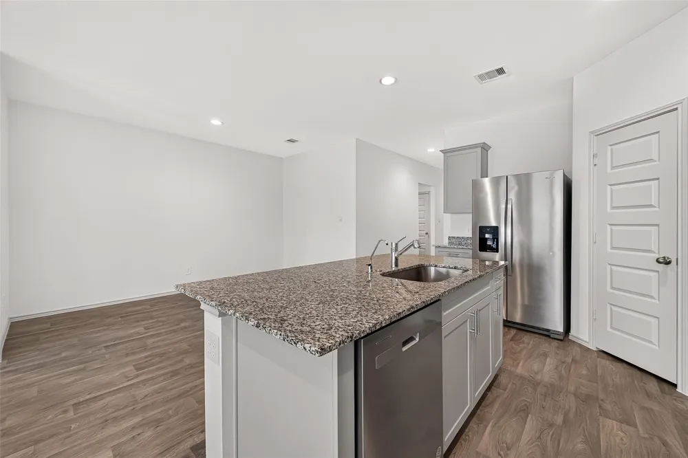 1143 Buffalograss Trail Sealy, TX 77474