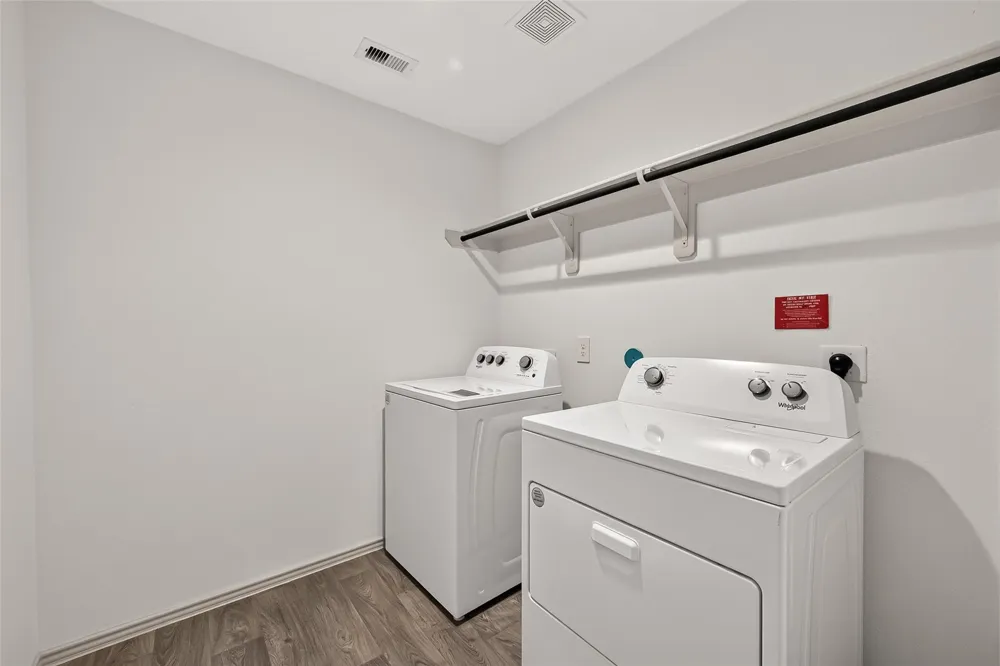 1143 Buffalograss Trail Sealy, TX 77474