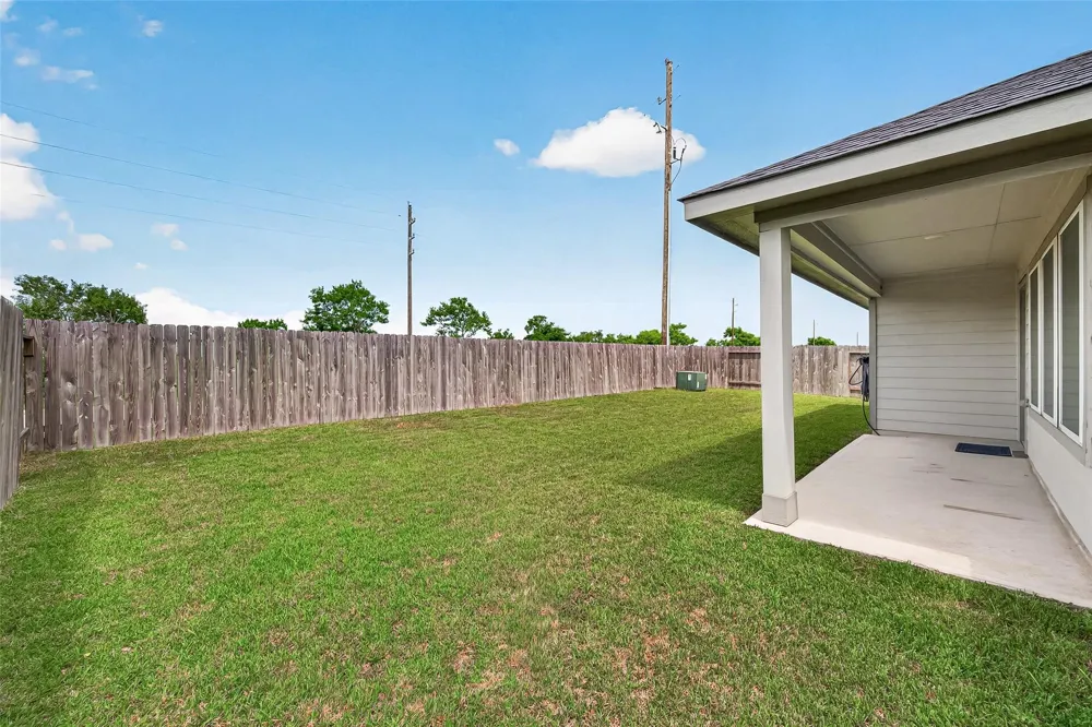 1143 Buffalograss Trail Sealy, TX 77474