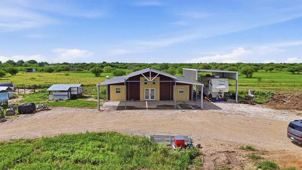 11035 Kerr Road Hempstead, TX 77445