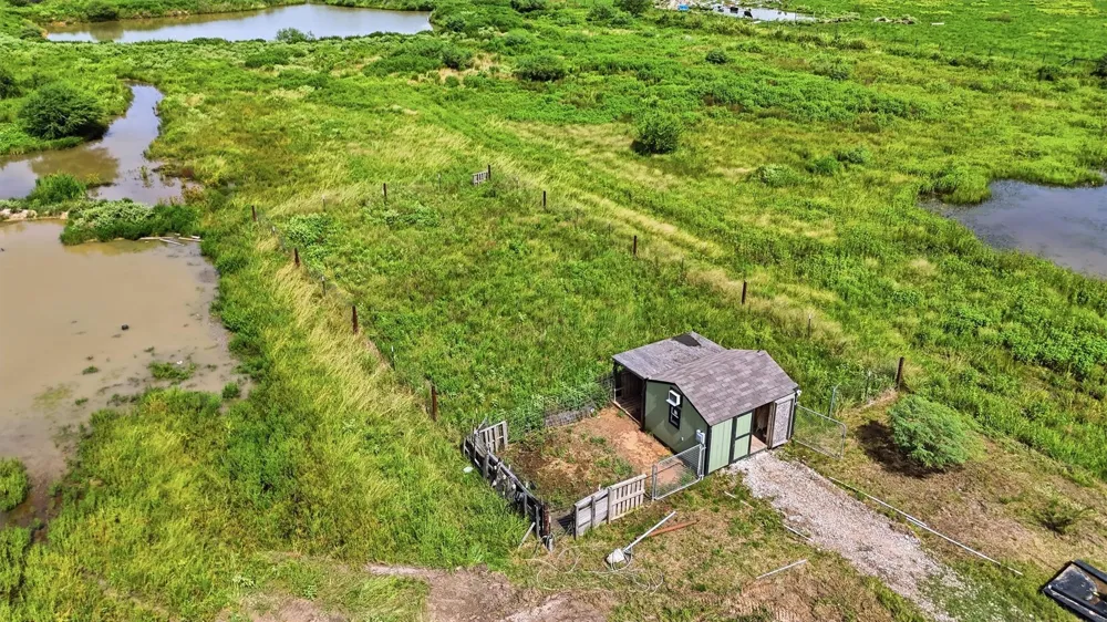 11035 Kerr Road Hempstead, TX 77445