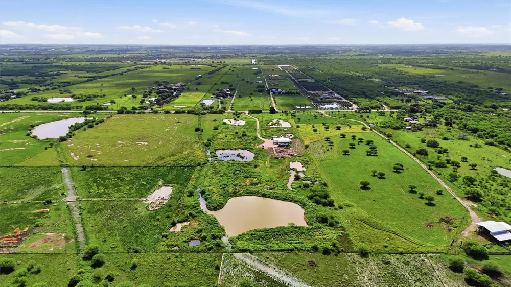 11035 Kerr Road Hempstead, TX 77445