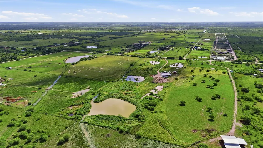 11035 Kerr Road Hempstead, TX 77445