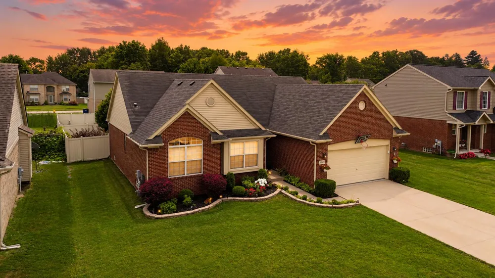 38619 Watson Circle Westland, MI 48186