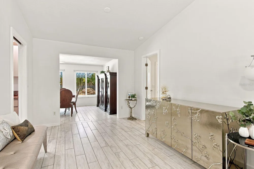 1111 CARLTON ROAD Tarpon Springs, FL 34689