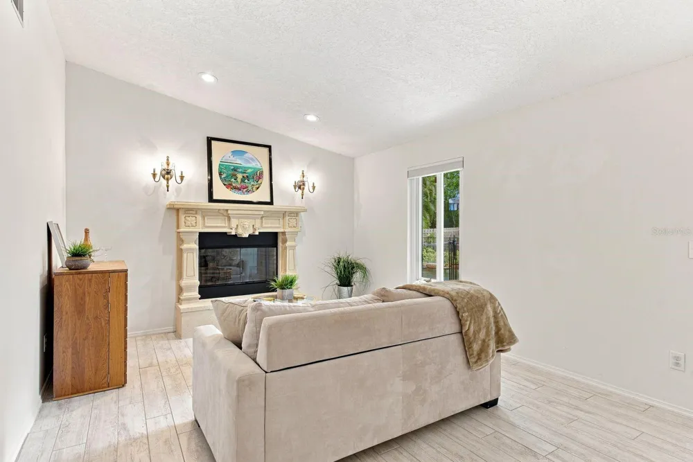 1111 CARLTON ROAD Tarpon Springs, FL 34689
