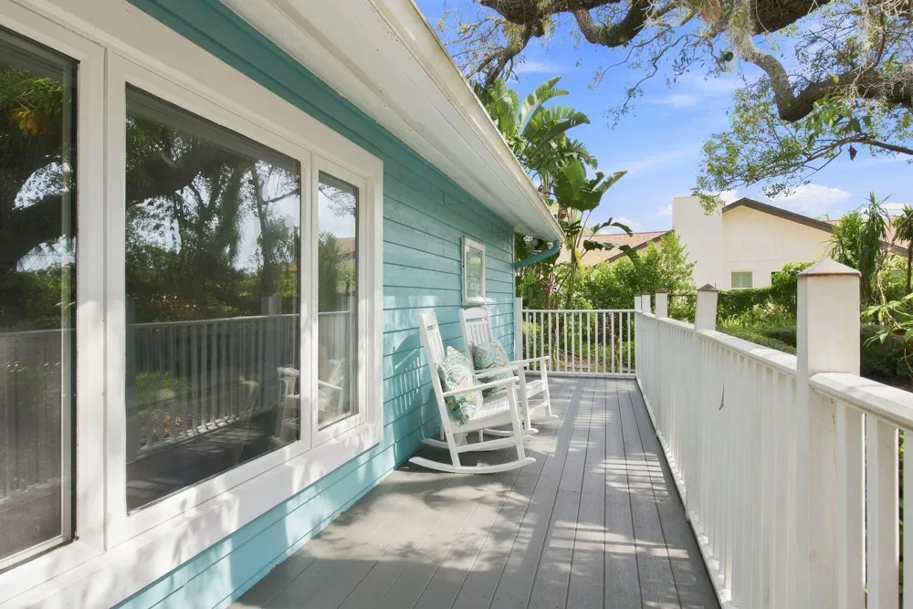 1111 CARLTON ROAD Tarpon Springs, FL 34689