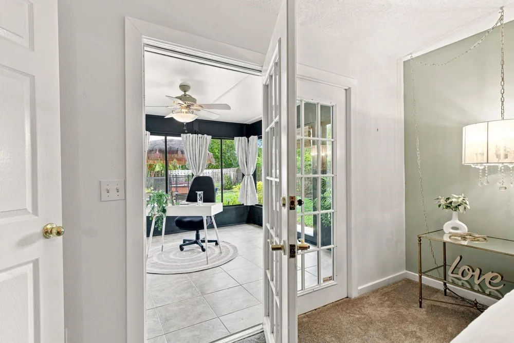1111 CARLTON ROAD Tarpon Springs, FL 34689