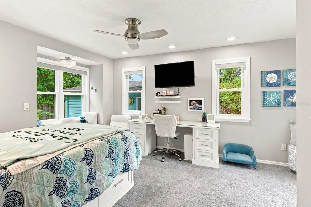 1111 CARLTON ROAD Tarpon Springs, FL 34689