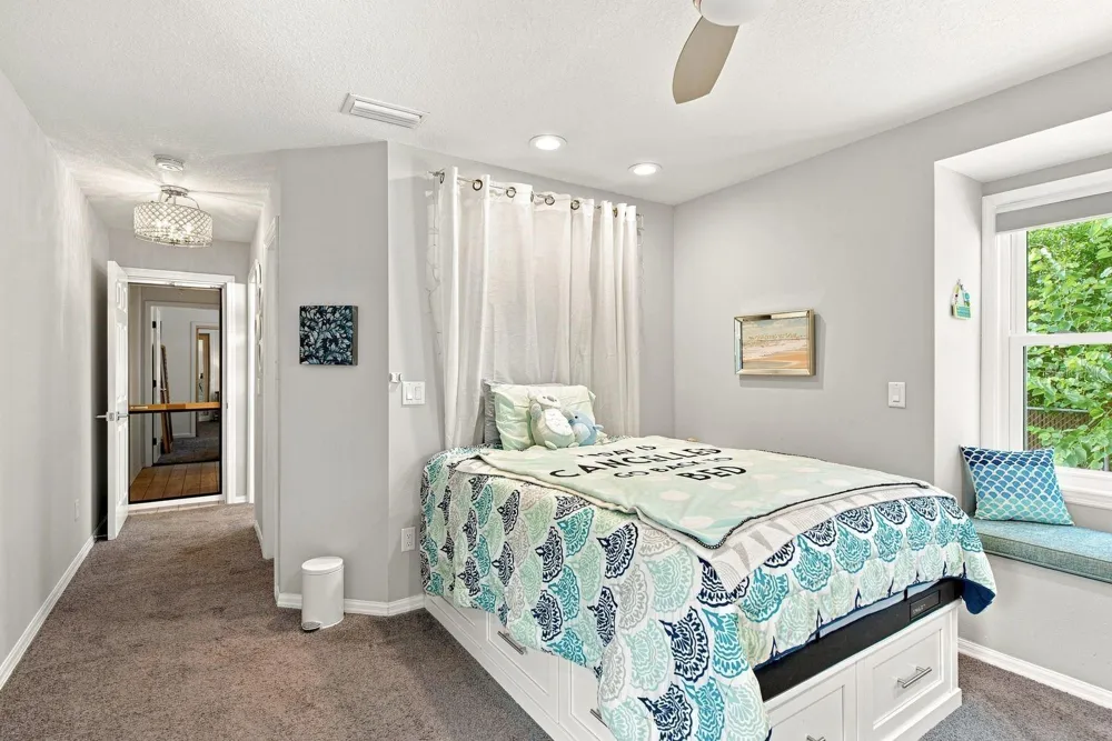 1111 CARLTON ROAD Tarpon Springs, FL 34689
