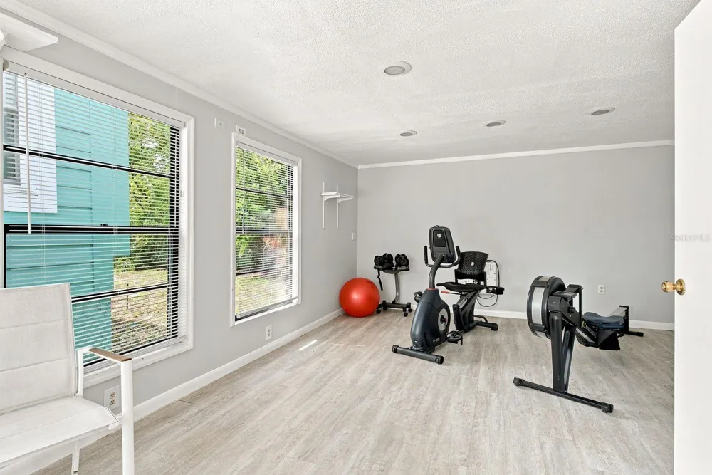 1111 CARLTON ROAD Tarpon Springs, FL 34689