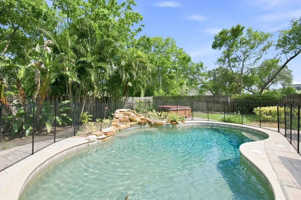1111 CARLTON ROAD Tarpon Springs, FL 34689