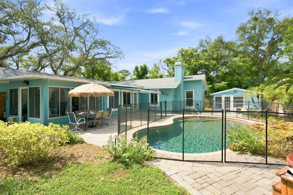 1111 CARLTON ROAD Tarpon Springs, FL 34689