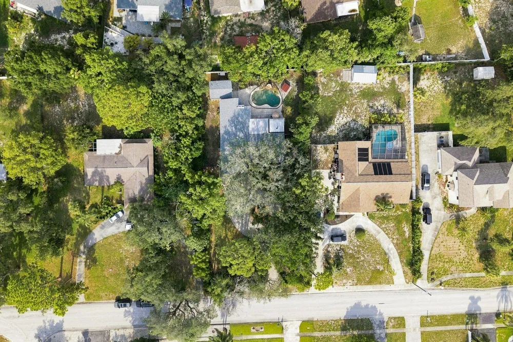 1111 CARLTON ROAD Tarpon Springs, FL 34689