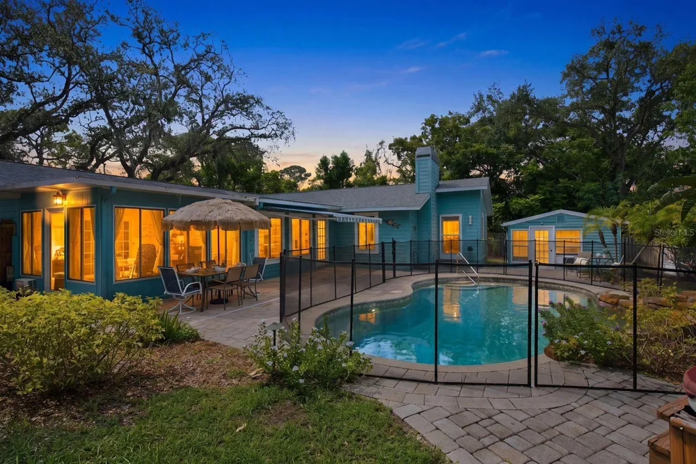1111 CARLTON ROAD Tarpon Springs, FL 34689