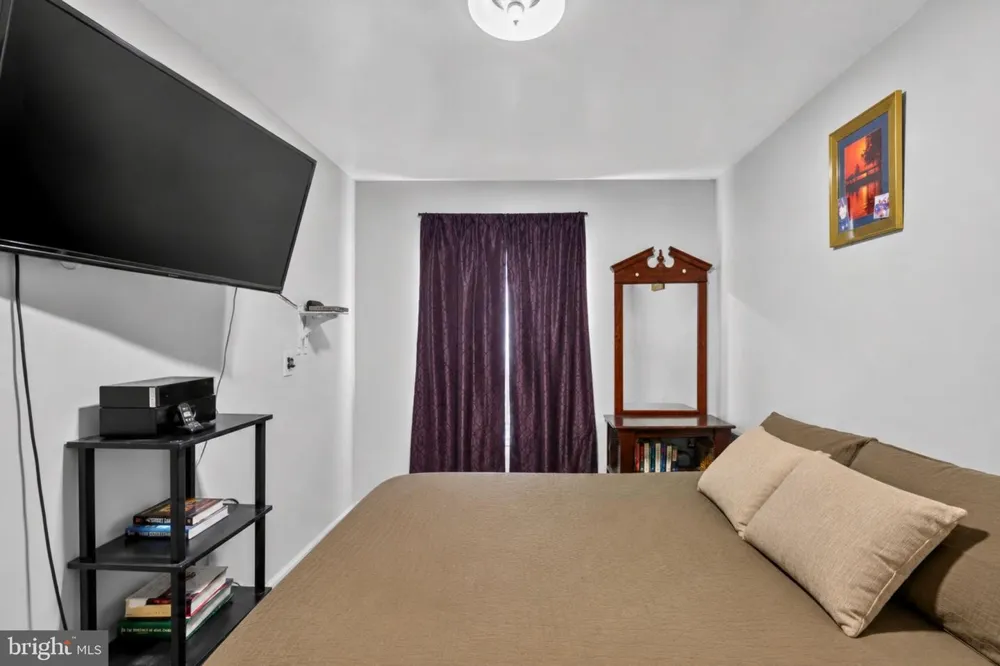1915 VALLEY TERRACE SE Washington, DC 20032