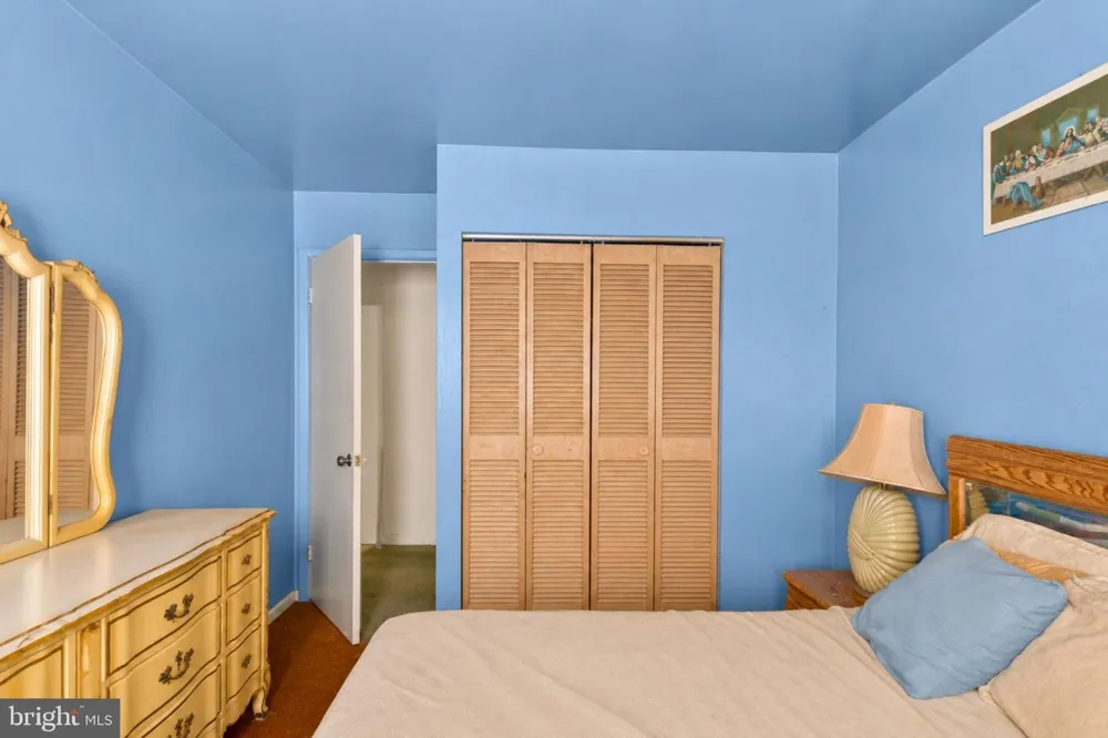 1915 VALLEY TERRACE SE Washington, DC 20032