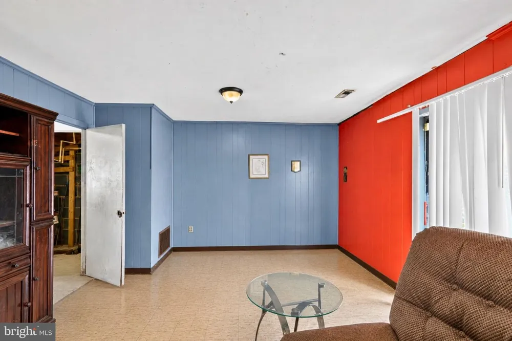 1915 VALLEY TERRACE SE Washington, DC 20032