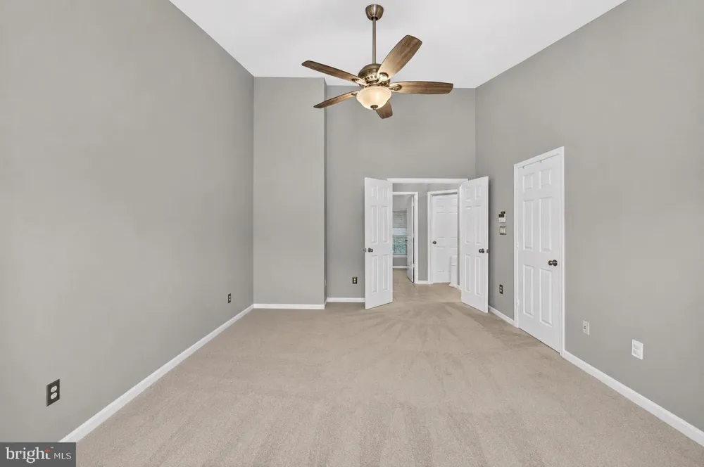 5201 BALLYCASTLE CIRCLE Alexandria, VA 22315