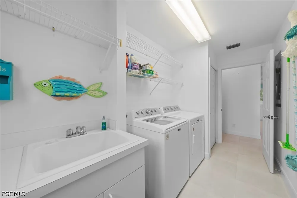 Farm Trail Sanibel, FL 33957