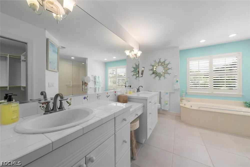 Farm Trail Sanibel, FL 33957