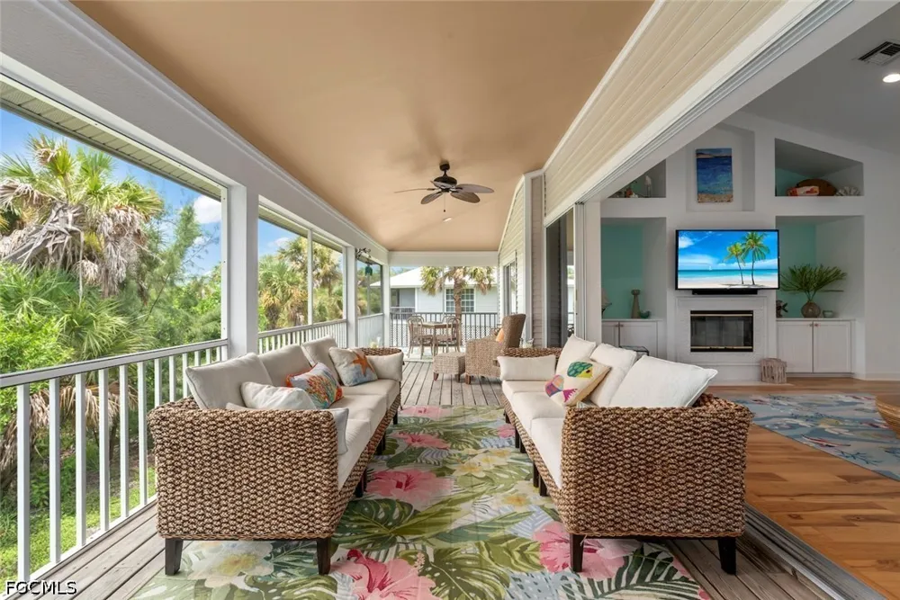 Farm Trail Sanibel, FL 33957