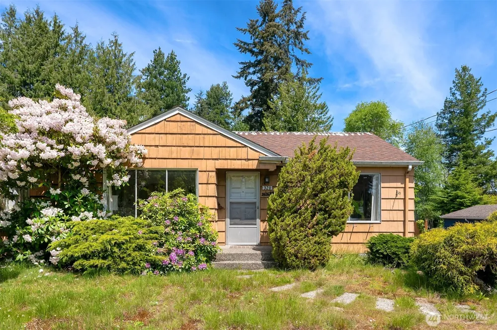 320 NE 185th Street Shoreline, WA 98155