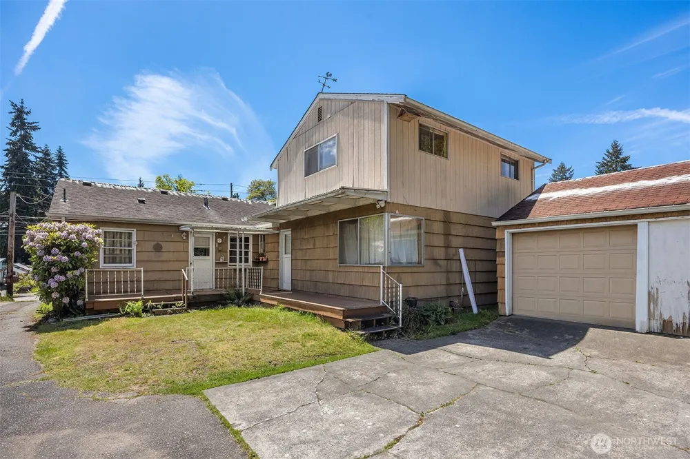 320 NE 185th Street Shoreline, WA 98155