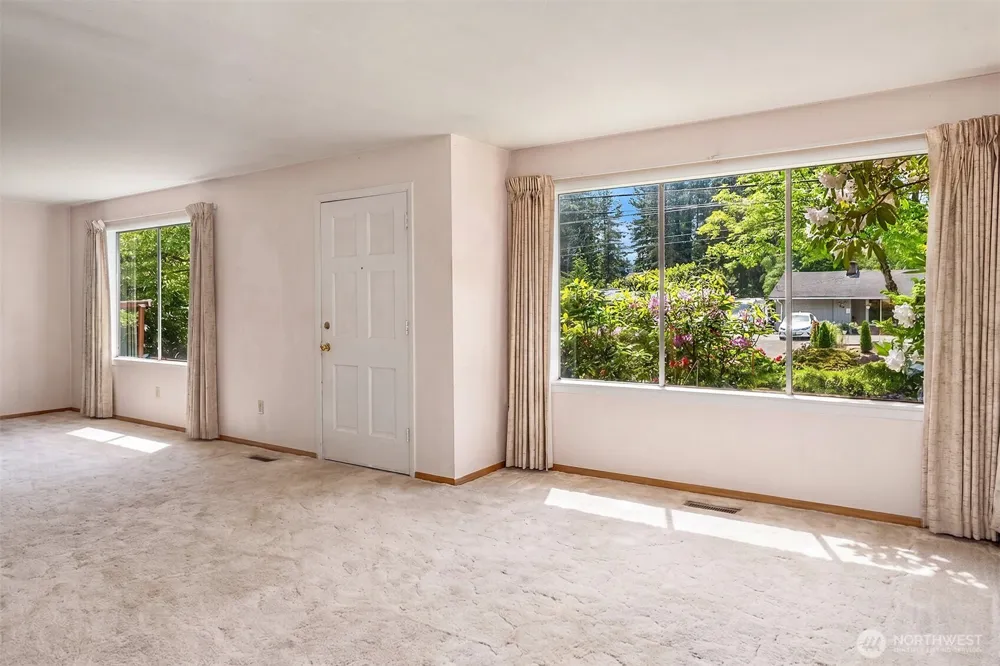 320 NE 185th Street Shoreline, WA 98155
