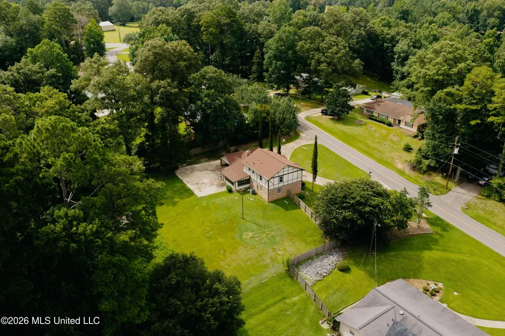 7528 Pineridge Drive Meridian, MS 39305